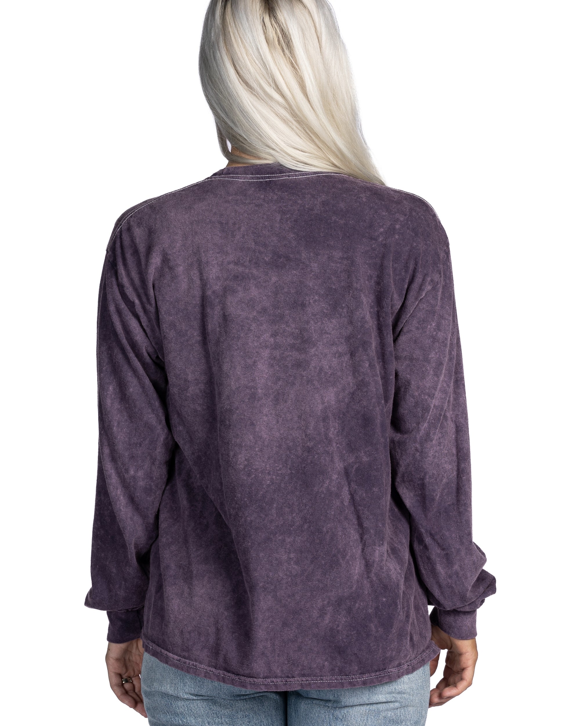 Mineral Washed Long Sleeve with Thumb Holes – Harper's Mercantile Co.
